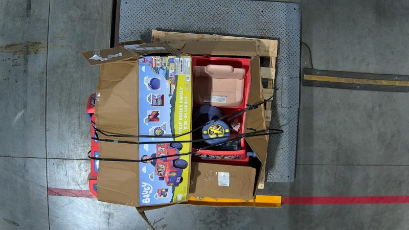 Power Wheels BLUEY 12V RIDE ON - MSRP $199