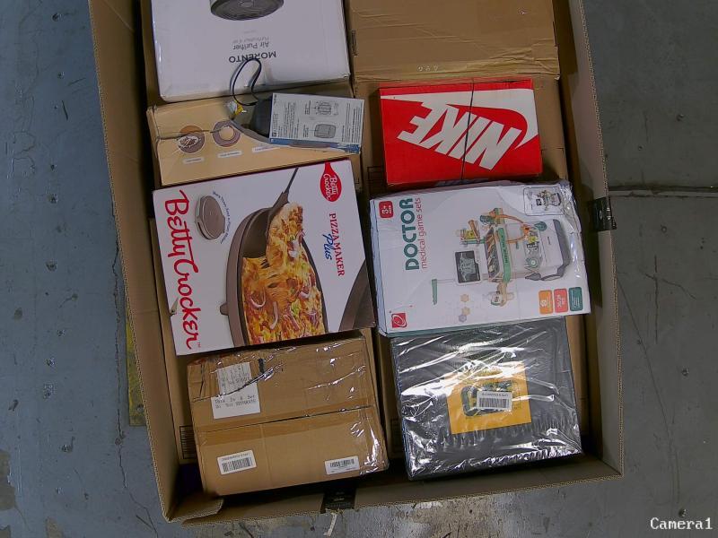 Truckload of General Merchandise- Apple 2024 MacBook Pro, Phone Ring Holder Stand, Microsoft Laptop - MSRP $331,006