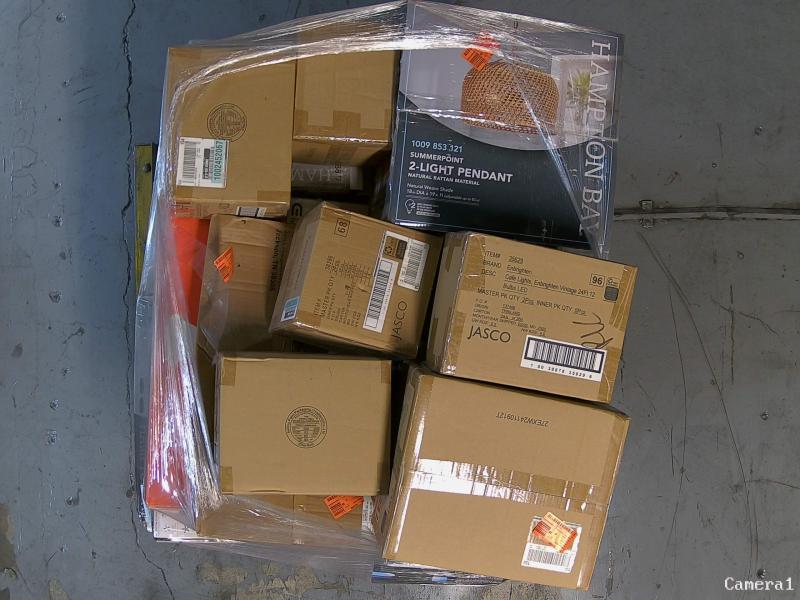 Lighting & Electrical - HDC Kensgrove II 72in Ceiling Fan, LIFX, Hampton Bay, Enbrighten, Artika - Est Retail $3,733