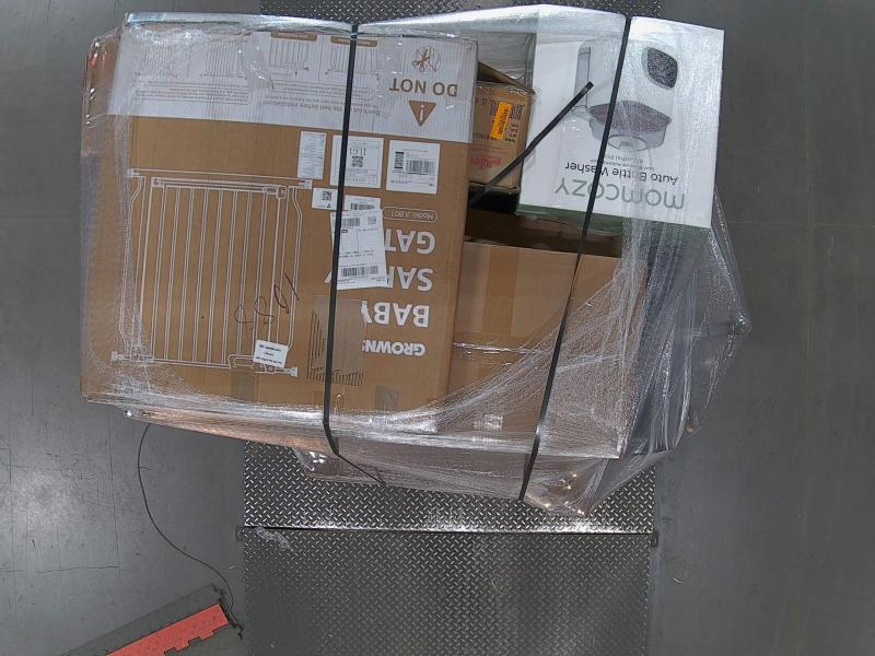 Pallet of Assorted General Merchandise – Estimated  MSRP $1,049