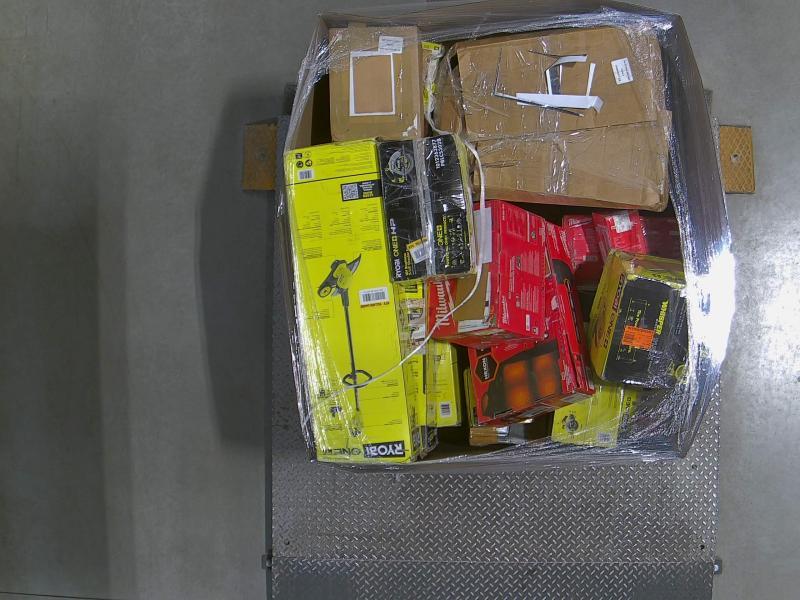 Pallet of Assorted General Merchandise – Estimated MSRP $3,000