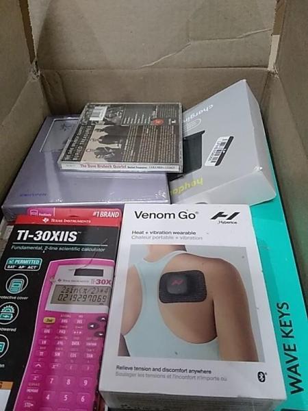 Electronics - Logitech Gaming Headset, Rode Wireless Microphone, Belkin Power Bank - Est Retail $1,047