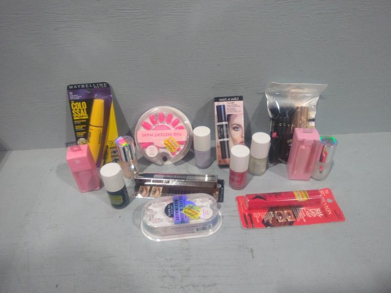 Parcel of Assorted Cosmetics - Estimated MSRP $718