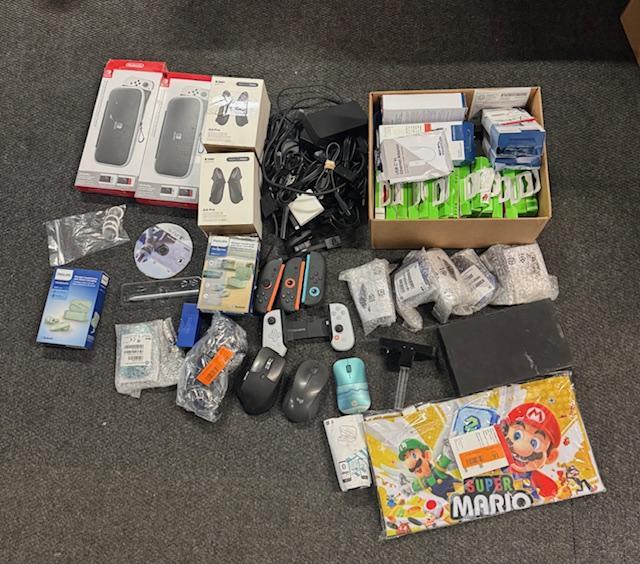 VR HEADSET, NINTENDO SWITCH, APPLE ACC. AND MORE!!