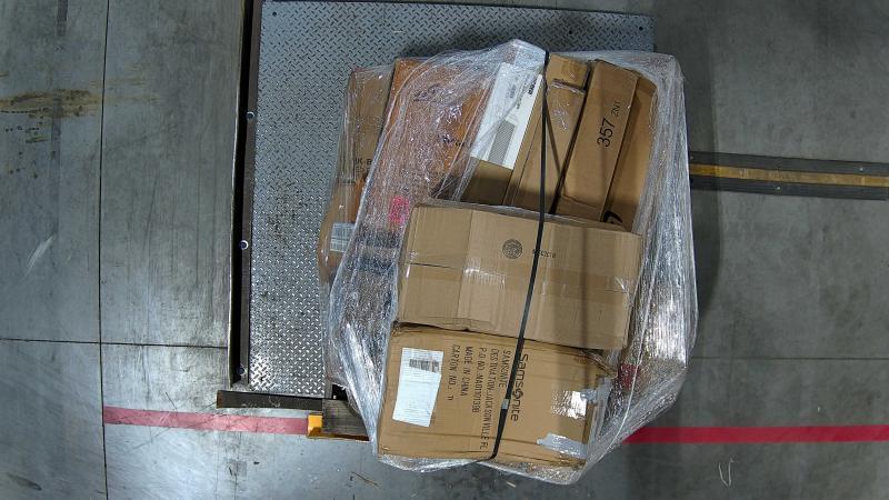 Unprocessed - AMZ LPNs - Samsonite Luggage, and More - MSRP $1,599