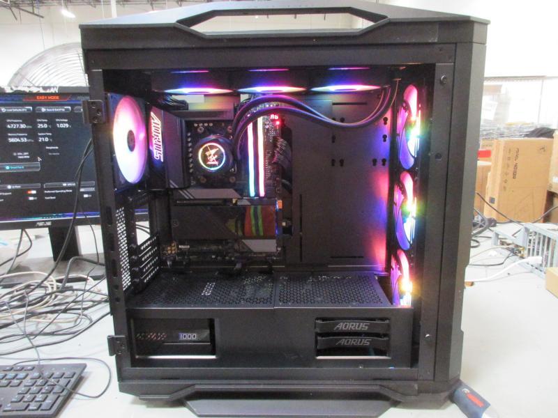 RTX 5090, 64GB RAM, Gaming Desktop PC Lot & More - $7.9K - 2 Qty.