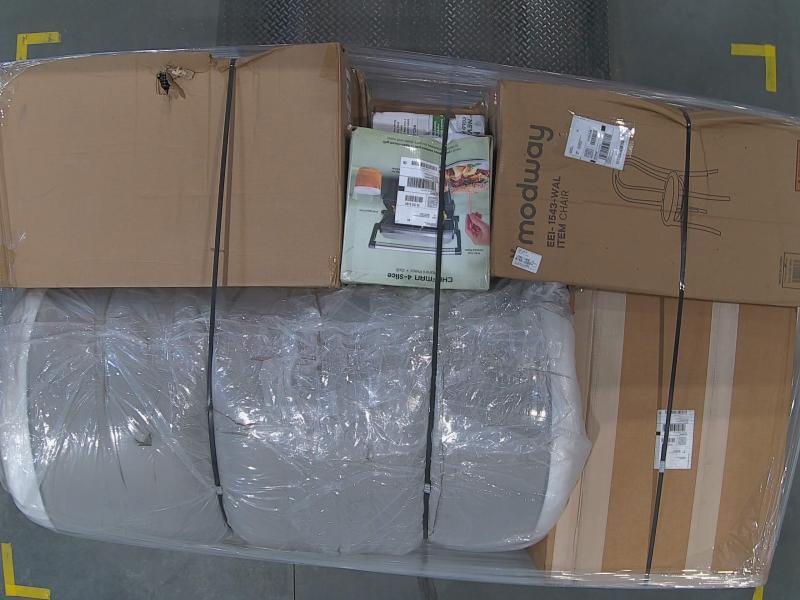 Pallet of AMZ Mediums - MSRP $2,126