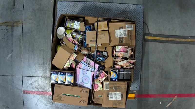 General Merch - GE Floodlight Bulb, Rubbermaid Sink Mat, Studio Dry Scalp Massage Brush - MSRP $11,091