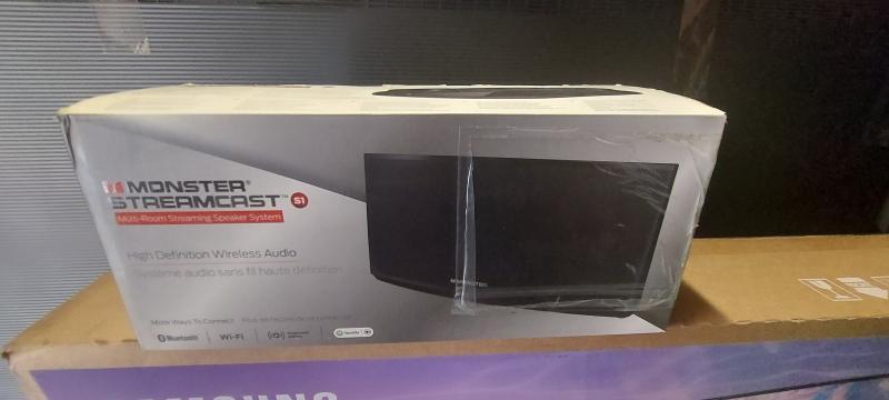 Assorted lots of 70+Manifested ,B.T.SPEAKER,HEADPHONE,&MORE