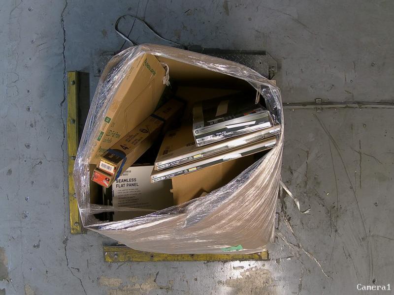 Lighting & Electrical - Artika, Lithonia Lighting, Commercial Electric, HDC, Husky, Metalux - Est Retail $2,077- 3plts