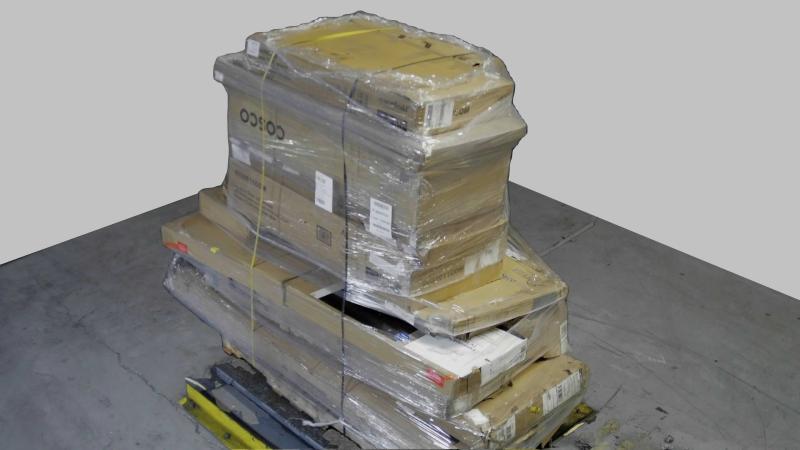 Pallet of Furniture