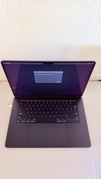 Apple MacBook Pro A2141 & MacBook Air A2941, 9 units, MSRP: $11,250