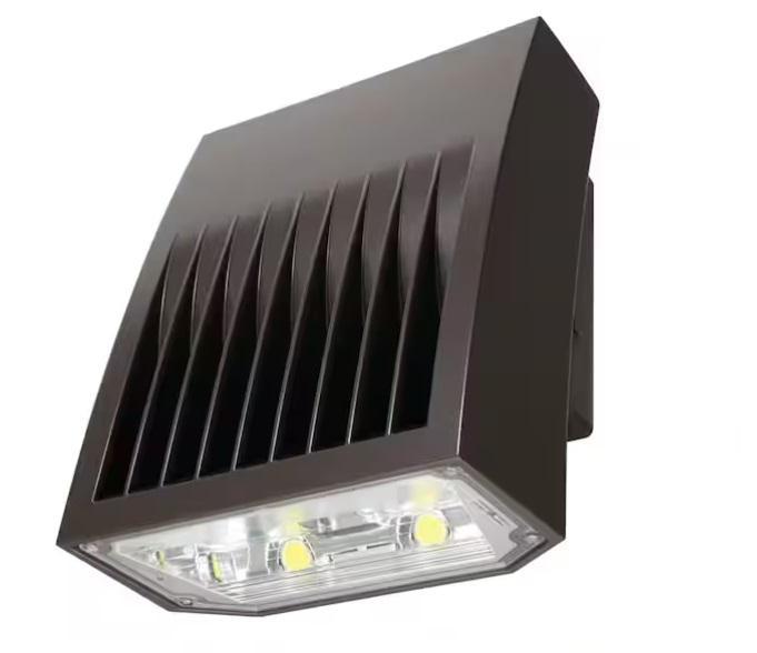 Lighting & Electrical - Lumark,  BICIK, GoYeel - Est Retail $5,196- 1plt