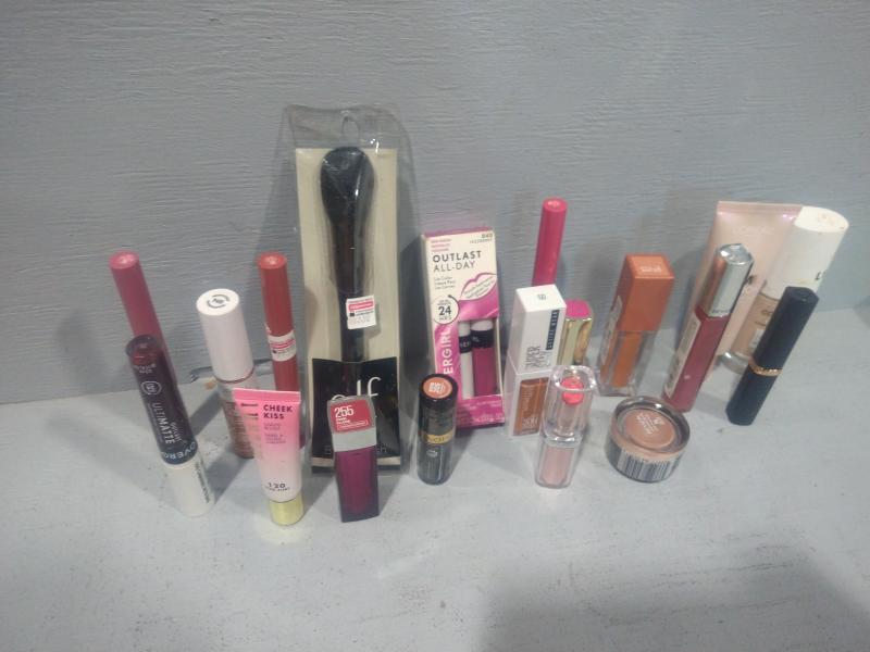 Parcel of Assorted Cosmetics - Estimated MSRP $1,437