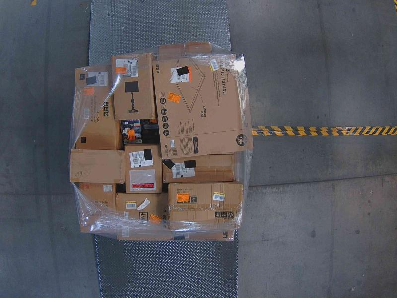 Lighting & Electrical - Leviton, MENCOLULU, Pacific Core, LUTEC, Vidalite, VEVOR, Hampton Bay - Est Retail $7,282