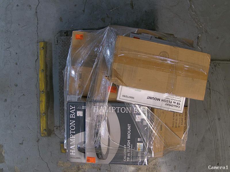 Lighting & Electrical - Cresswell, ALORA MOOD, Pacific Core, Millennium Lighting, HALO, EDISLIVE - Est Retail $3,645