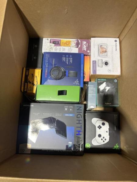 Lot of brand name electronics Estimated MSRP: $4,000