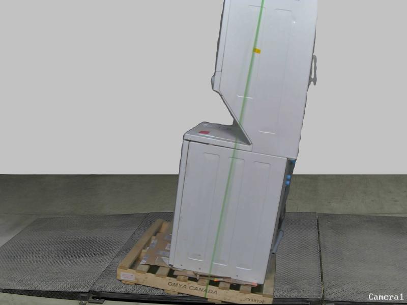 Salvage - Electrolux FLCE752CAW Electric Washer/Dryer Laundry Center - MSRP $1,395