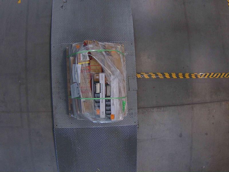 Flooring & Rugs - Ivy Hill Tile, Garland Rug, Beverly Rug, TrafficMaster, MSI, Cap A Tread - Est Retail $1,142