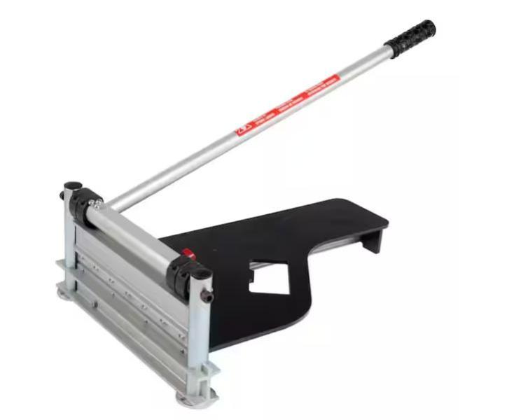 Flooring & Rugs - ROBERTS, QEP - Est Retail $3,069- 1plt