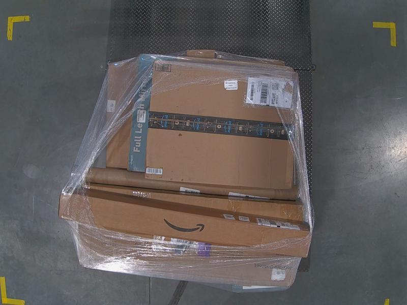 General Merchandise- Cuisinart Oval Electric Skillet, VEVOR Wire, VEVOR Clothes - MSRP $1,764