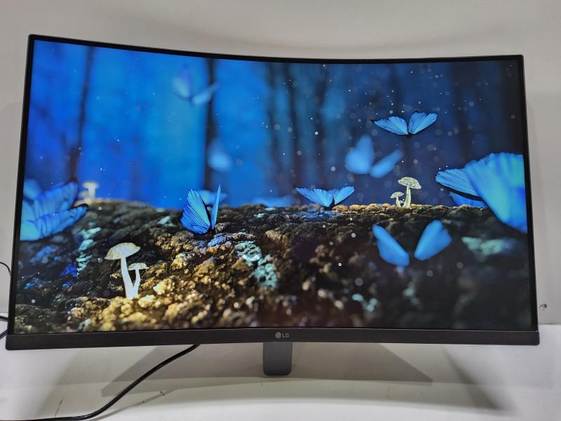 A Grade - LG 32" Curved 100Hz FHD LCD Monitor, Matte Black (32BR50C-B) - MSRP $249