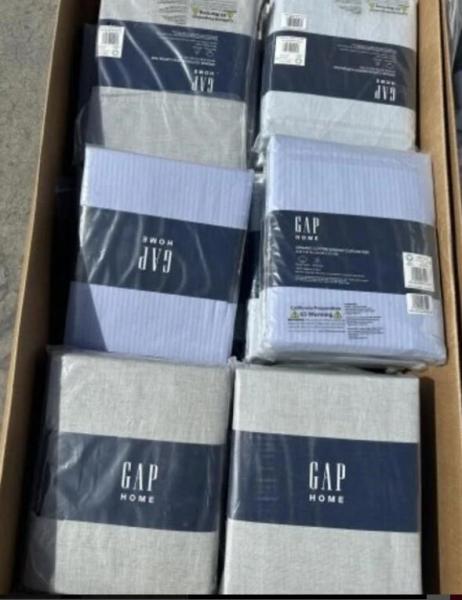 (50) Gap Organic Cotton Window Curtain Assorted Colors MSRP $ 1,600.0