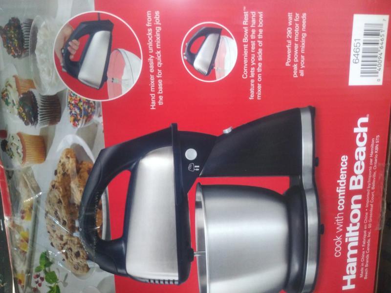 17in Digital Picture Frame, LED Bathroom Mirror w/Lights 20"x36", PioneerWorks 10in Table Saw, VEVOR - MSRP $2,153