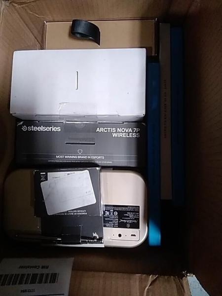 Electronics - SteelSeries Nova 7 Headset, Shokz Headphones, Razer Kraken Headset - Est Retail $914