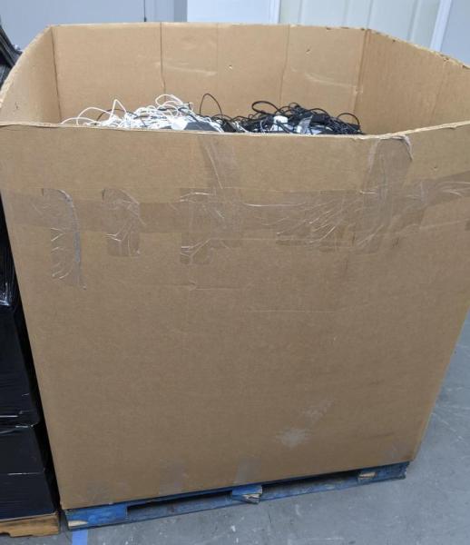 1 Pallet of Cables & Adapters Apple, Samsung & More, HDMI, USB, & More
