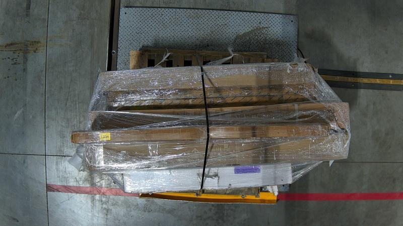 TVs & Monitors - Philips, Samsung, Alogic, 40"-65" - MSRP $6,191