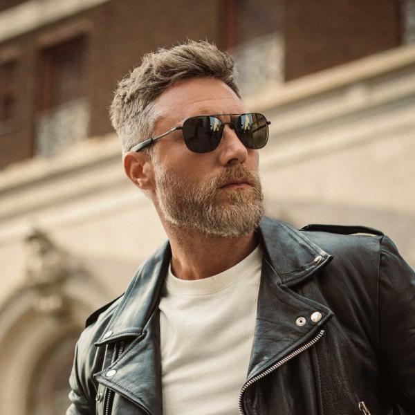 Assorted Mens and Womens Sunglasses Lot Aviator Round Square