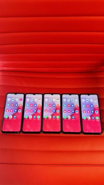 Unlocked Samsung Galaxy A50, 39 units, MSRP: $21,413