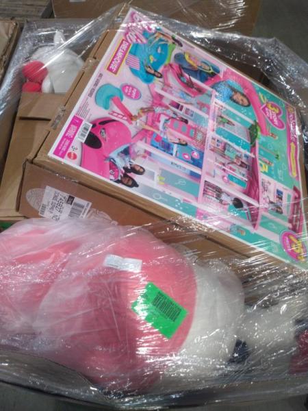 Novelties & Collectors' Items - Barbie Doll House, Playright Penguin, Grinch Squishy - MSRP $1,134