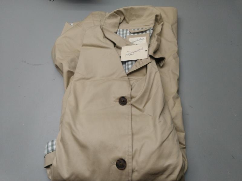 Apparel- Levi's Wedgy Jeans, Universal Thread Trench Coat, KBB by KAHLANA Tapered Leg Jeans- Est Retail $6,165- 1 plt