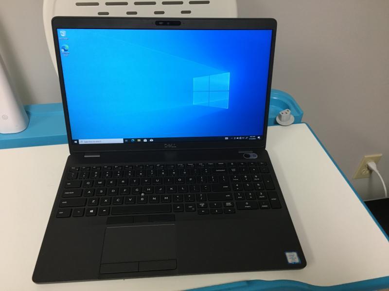 Dell Latitude 5500 Laptop Computer - Windows 11
