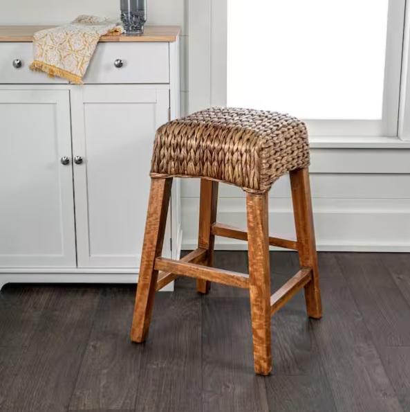 Home Decor - JONATHAN Y, Homy Casa,  DR.Planzen - Est Retail $2,170- 1plt