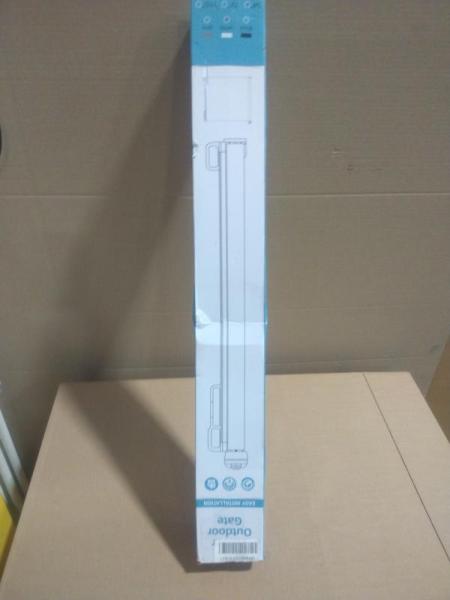 Ruggable Verena 3x5 Area Rug, Globlazer Cat Tower, Keeplush Faux Golden Cane Palm Tree - MSRP $2,657