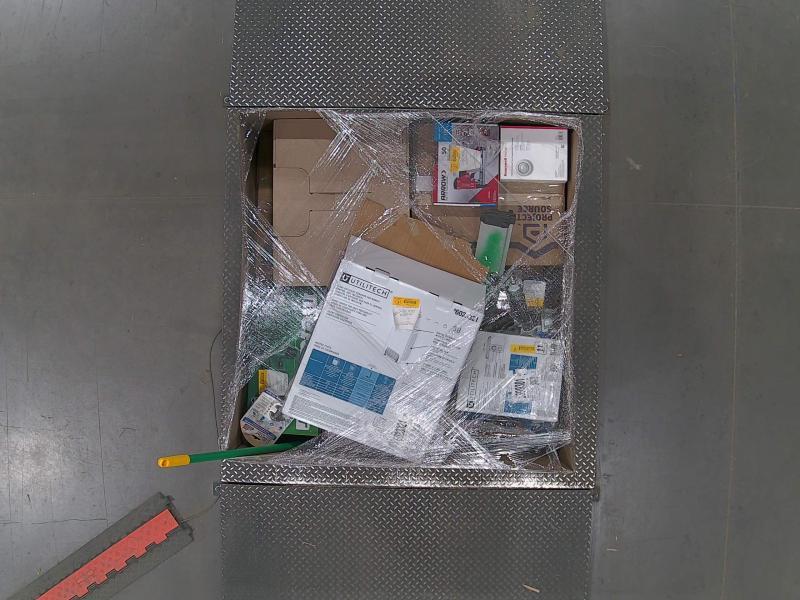 Metabo HPT Multi-Volt 3-1/2-in 21-Degree Cordless Roundhead Framing Nailer, Fanimation Blitz 56in Fan - MSRP $2,911