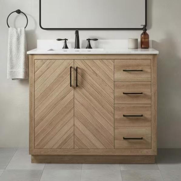 Kitchen & Bath - Glacier Bay, Tahanbath, Puluomis - Est Retail $1,104- 1plt