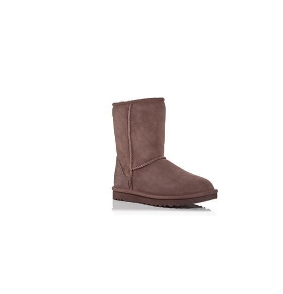 Shoes - Ugg Classic Short II Boots, Classic Ultra Mini Boots, Mini Bailey Bow II Boots Hoka - Original MSRP $2,087