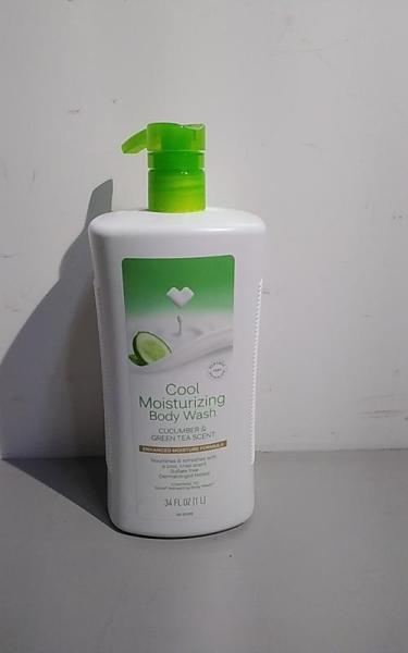 Pallet of CVS Beauty Cool Moisturizing Body Washes - MSRP $2,301
