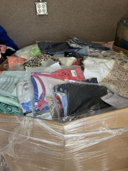 Assorted Clothing Lot - 900 pieces