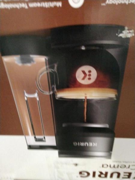 Unprocessed Manifested AMZ LPN Pallet - Keurig Coffe Maker, Kids Treadmill, Nautica - King Comforter Set - MSRP $3,205