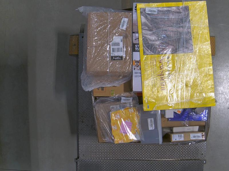 Salvage General Merch - iPad Air 11 128GB, Shark Rocket Slim Vacuum, Nadex Digital Coin Counter - MSRP $4,537