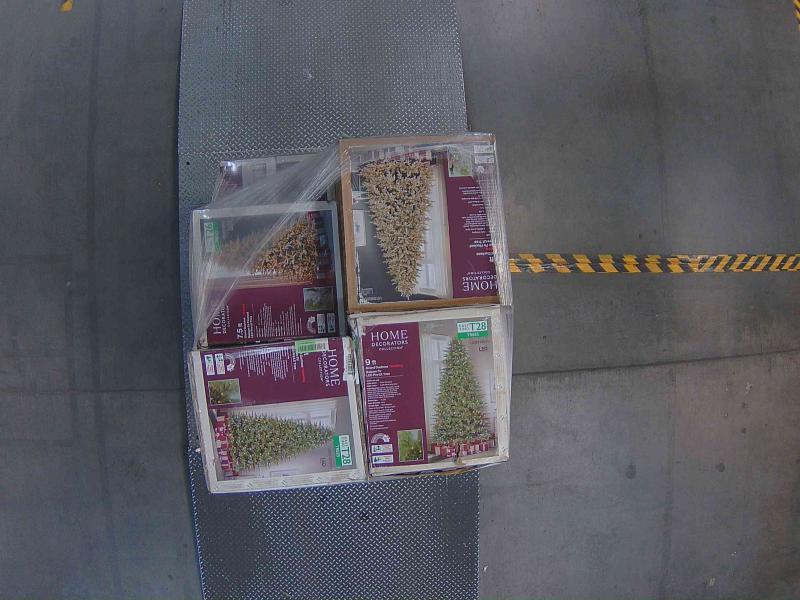 Holiday - HDC 9ft Pre-Lit 3400L LED Grand Duchess Twinkling Balsam Fir Trees & More - Est Retail $1,074