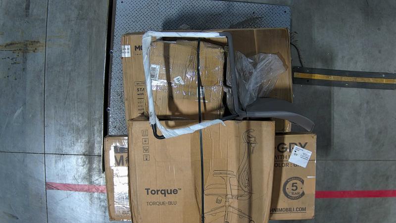 Salvage General Merch - Mount-It Standing Desk, Raynor Torque Manager's Chair, Rubbermaid X-Cart - MSRP $6,353