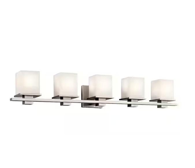 Lighting & Electrical - Kichler, LNC, Uolfin, Zevni, EDISLIVE, HUOKU, MOKSILED, Oaks Aura, YANSUN - Est Retail $3,522