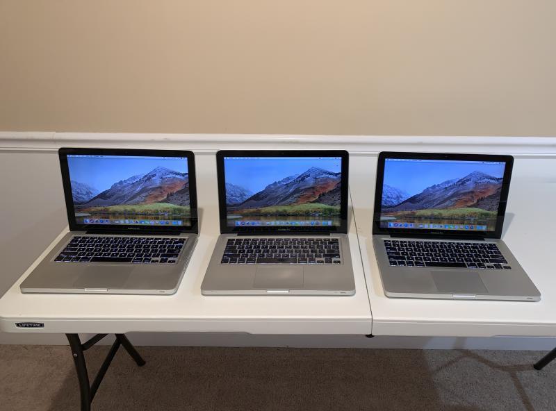 (3) Apple MacBook Pro Laptop Bundle Chargers Included
