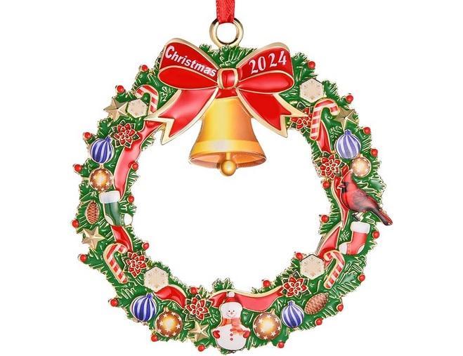 Home - Venhoo Christmas Ornaments, VFROO Double-Sided Faux Fur Throw Blankets, Throw Pillow Covers - MSRP $21,634